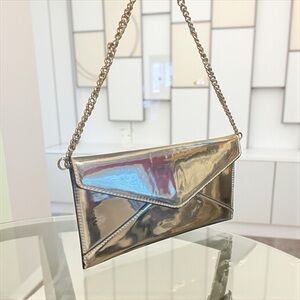 Metallic silver chain crossbody clutch bag